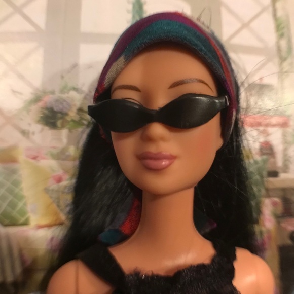 Meet your Posher, Alecia - Picture 2 of 3